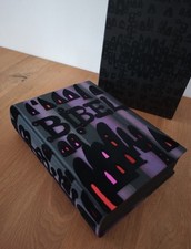 Neue Hundertwasser Bibel in Schuber lila 