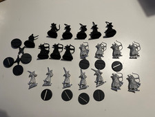 19 Galadhrim und Elrond aus