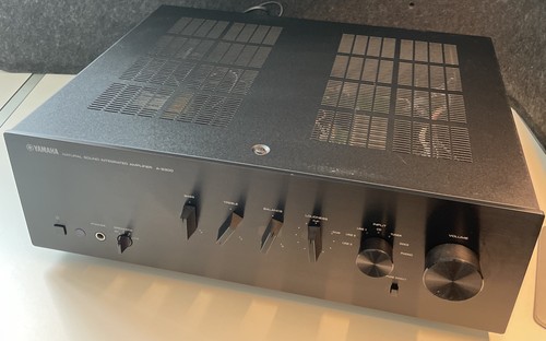 Yamaha s300 natural sound - natural,