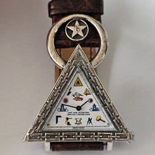 ANONYM-FREIMAURER-DREIECKIG-AU