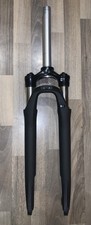28“ Federgabel SR SUNTOUR NEX, 1 1/8“, schwarz, 220mm, mit Lockout u. Preload