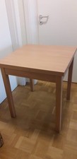 kleiner esstisch 65x65 Buche Ausziehbar je 30 cm. 50 Euro, 0391/6226315