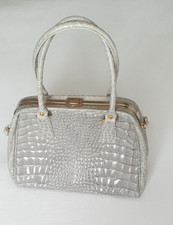 Damen Handtasche Henkeltasche Schultertasche Lackleder hellgrau