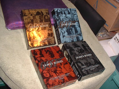 James bond 007 ultimate box - bond,