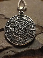 Halskette in Silber Rune im