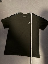 Nike Herren Repeat T Shirt