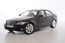 BMW 3er 330i E90 LIMOUSINE SEDAN MONACOBLUE 1:18 KYOSHO DEALER VERY RARE