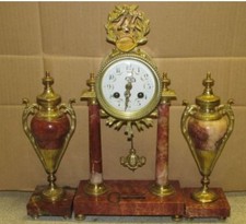 Portaluhr, Marmoruhr, Säulenuhr Kaminuhr 1890 mit 2 Beistellern