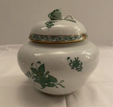 HEREND Deckeldose Teedose