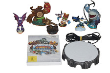 Nintendo Wii Spiel  Skylanders Giants mit 6 Figuren und Portal-Set 2