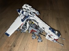 Klemmbaustein Republic Dropship mit AT-OT Walker