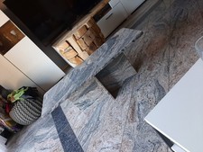 Blumentisch Granit