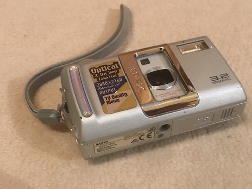 Sehr handliche camera xacti - handliche,