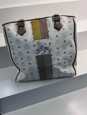 MCM White Visetos Ledertasche