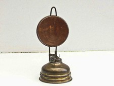 antike Wand Petroleumlampe aus