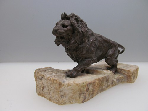 Löwe vintage skulptur auf - ,