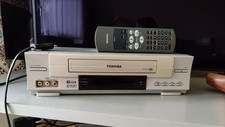 Toshiba V-621EG VHS Videorecorder – OVP & FB