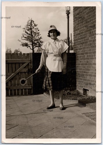 Drk frau mit winkerkelle - mit,