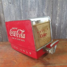 Vintage aufrechter Coca-Cola Getränkespender