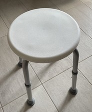 Leichter Duschstuhl Badestuhl Duschsitz Duschhocker Verstellbare 37-52 Russka