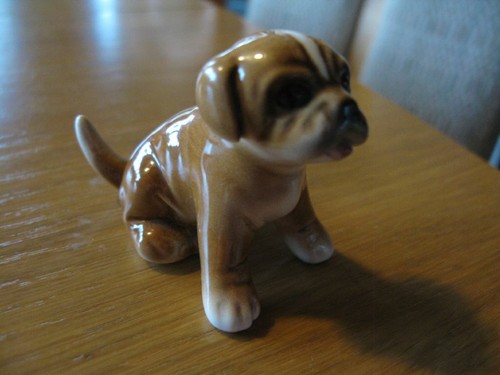 Goebel figur boxer welpe - figur,