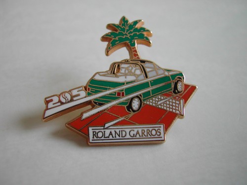 Pin tennis roland - pin's,