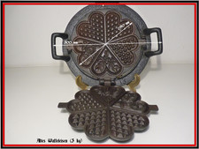 Altes Waffeleisen (3 kg) aus