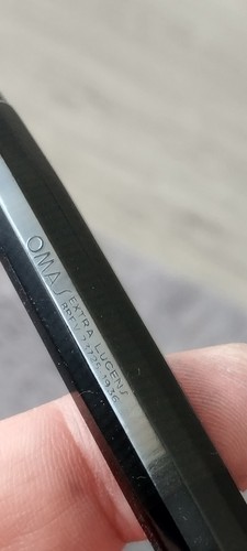 Seltener omas lucens - seltener,