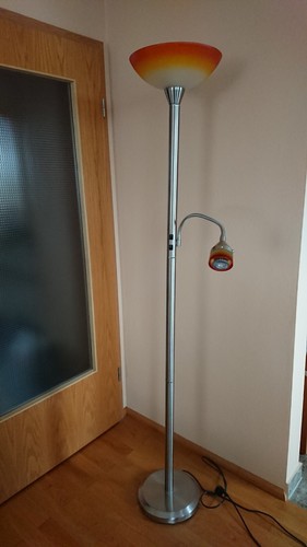 Stehlampe