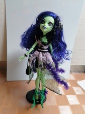 Monster High Amanita Nightshade Puppe Mattel 2011 gebraucht