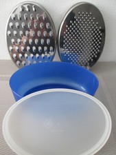 Ikea: 4er Set Reibe Käsereibe mit Behälter und Deckel blau Kunststoff Edelstahl