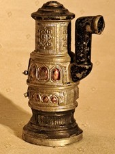 Alter Miniatur Ofen