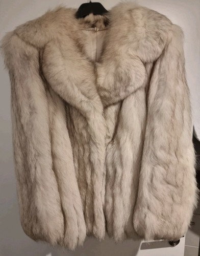 Polar finnish blue fox fur - polar,