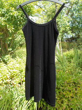 Samtkleid aus Paris - schwarz - tailliert - elastisch - Gr. 36 -  wie neu!