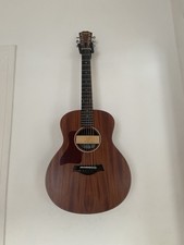 Taylor Westerngitarre