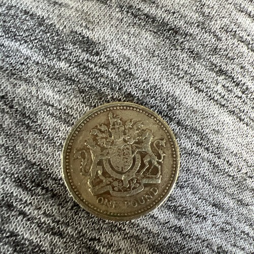 Rare 1983 queen elizabeth - rare,