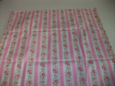 Handgefertigte ABDECKUNG für