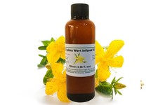 Johanniskraut Infused Oil