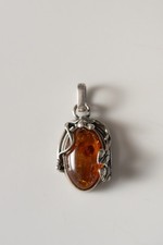 eleganter Bernstein Anhänger