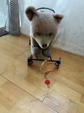 Teddy Antik 50Jahre braun auf Rollen Original Steif Teddy mit Griff und Brummt