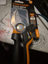 Fiskars X-series P961 Bypass-Schere (1057175)