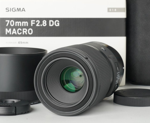 Near mint sigma art 70mm - [near, mint]
