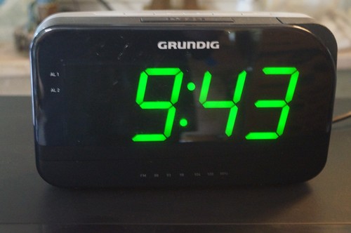 Gepflegter grundig sonoclock - ,