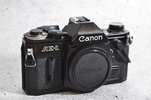 Canon black mit - ae-1,