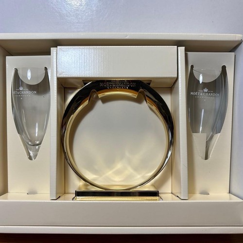 Moet chandon champagner paar - chandon,