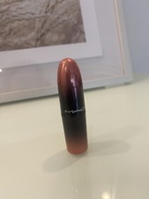 Lippenstift MAC Love me