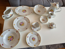 Thun Porzellan Essset geblümt