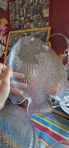 Große fisch servier - servier, platte