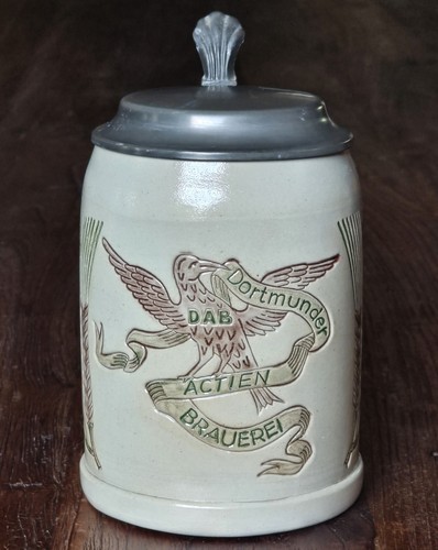 Bierkrug mit zinndeckel - mit,