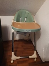 kinderstuhl mit tisch